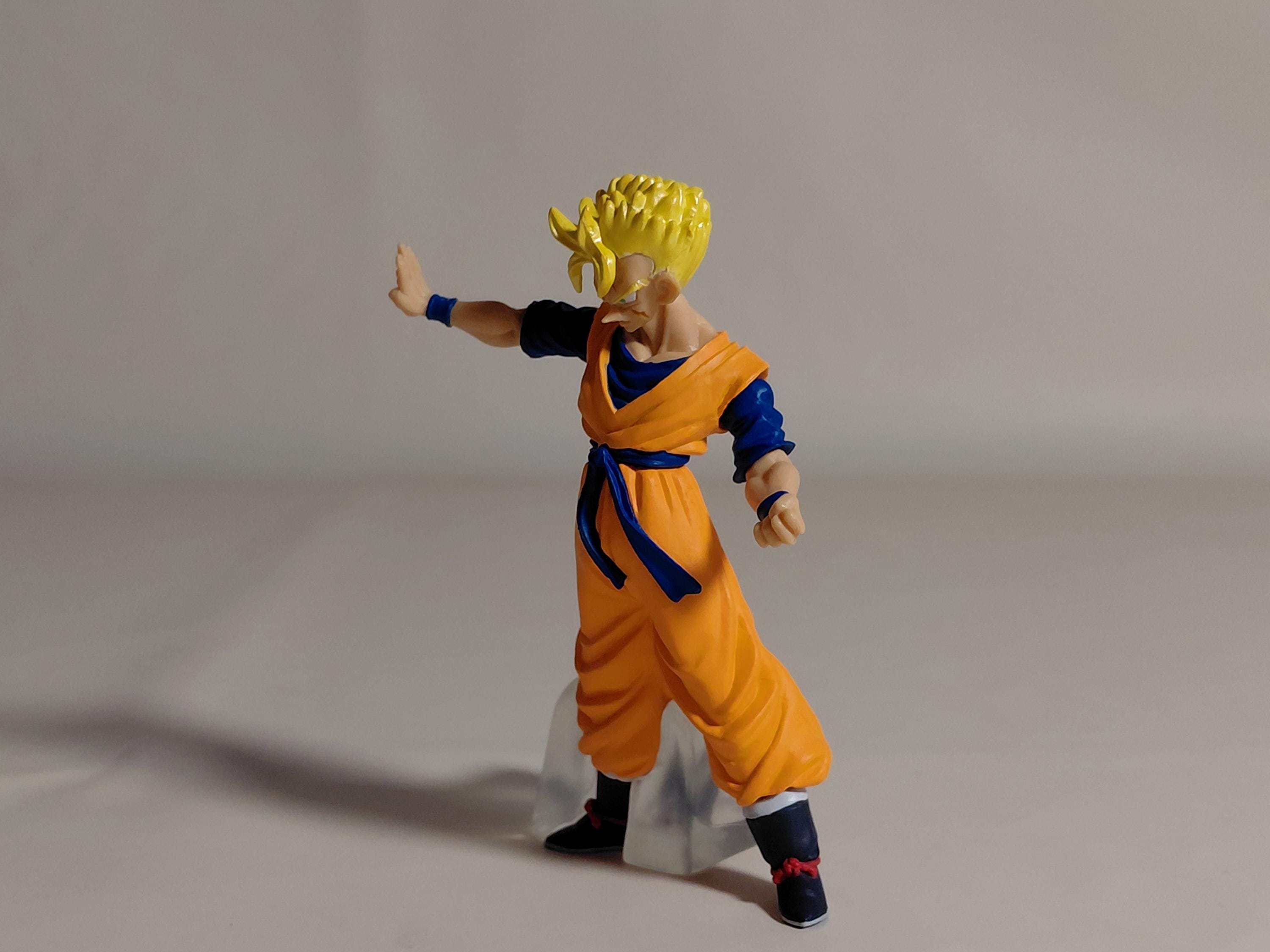 Bandai Dragonball Dragon ball Z HG Gashapon Figure Part 9 Future Gohan Saiyan Ver Vintage 2005