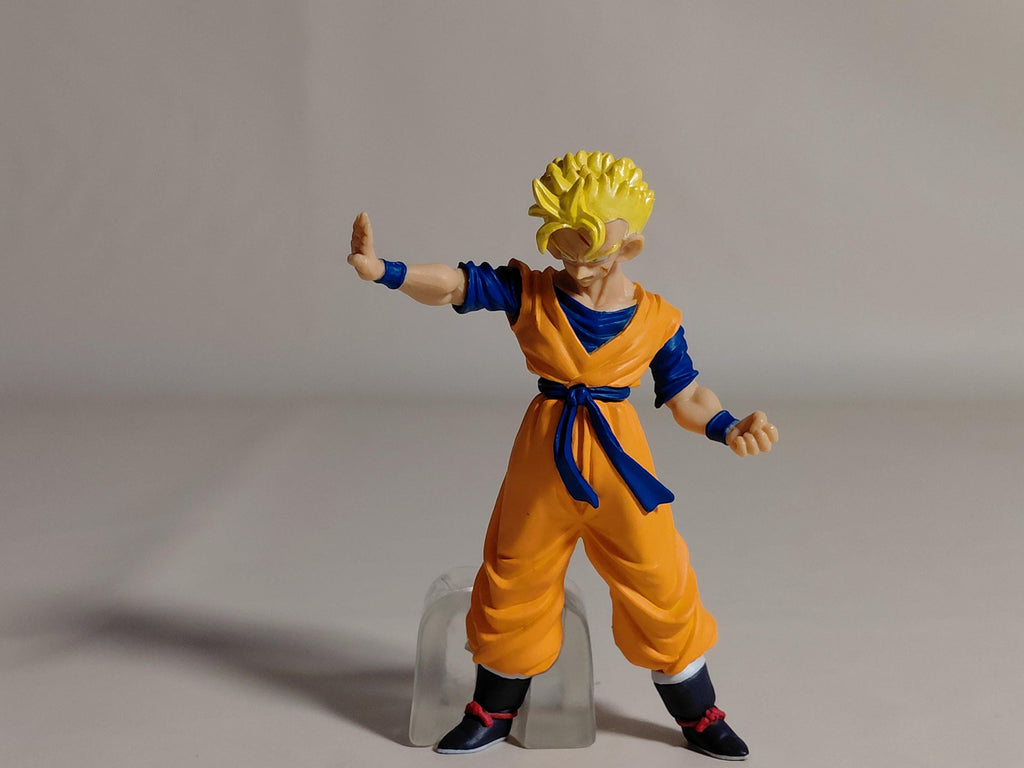 Bandai Dragonball Dragon ball Z HG Gashapon Figure Part 9 Future Gohan Saiyan Ver Vintage 2005