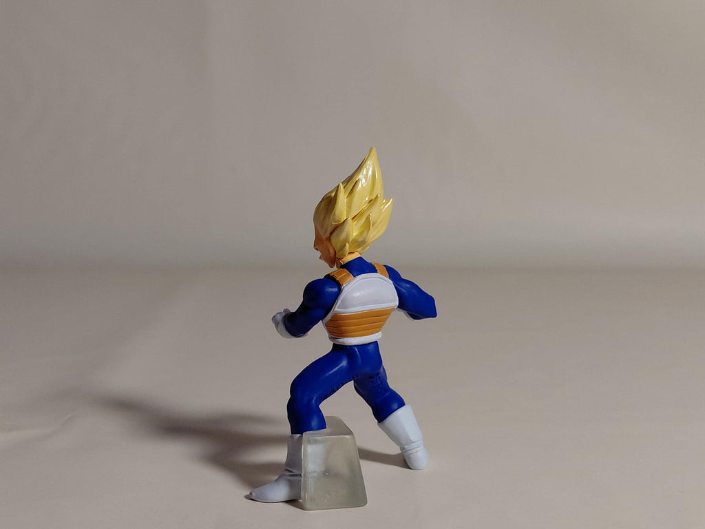HG Dragon Ball Z 10 ~Saiyan Special Edition~ Gashapon Vegeta (Super Saiyan) Single Item Vintage 2005