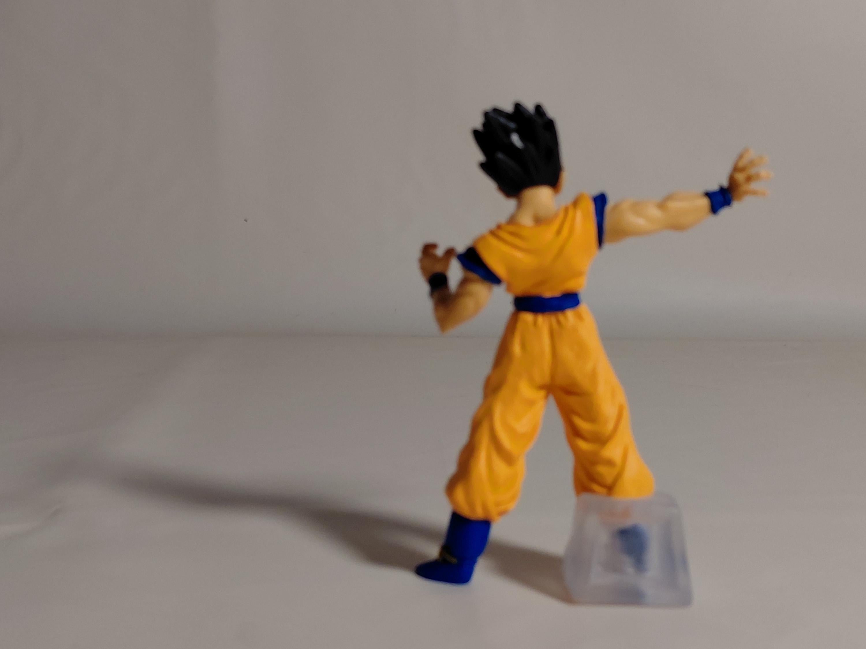 Bandai Dragonball Z HG Gashapon P17 Mini Figure Son Gohan