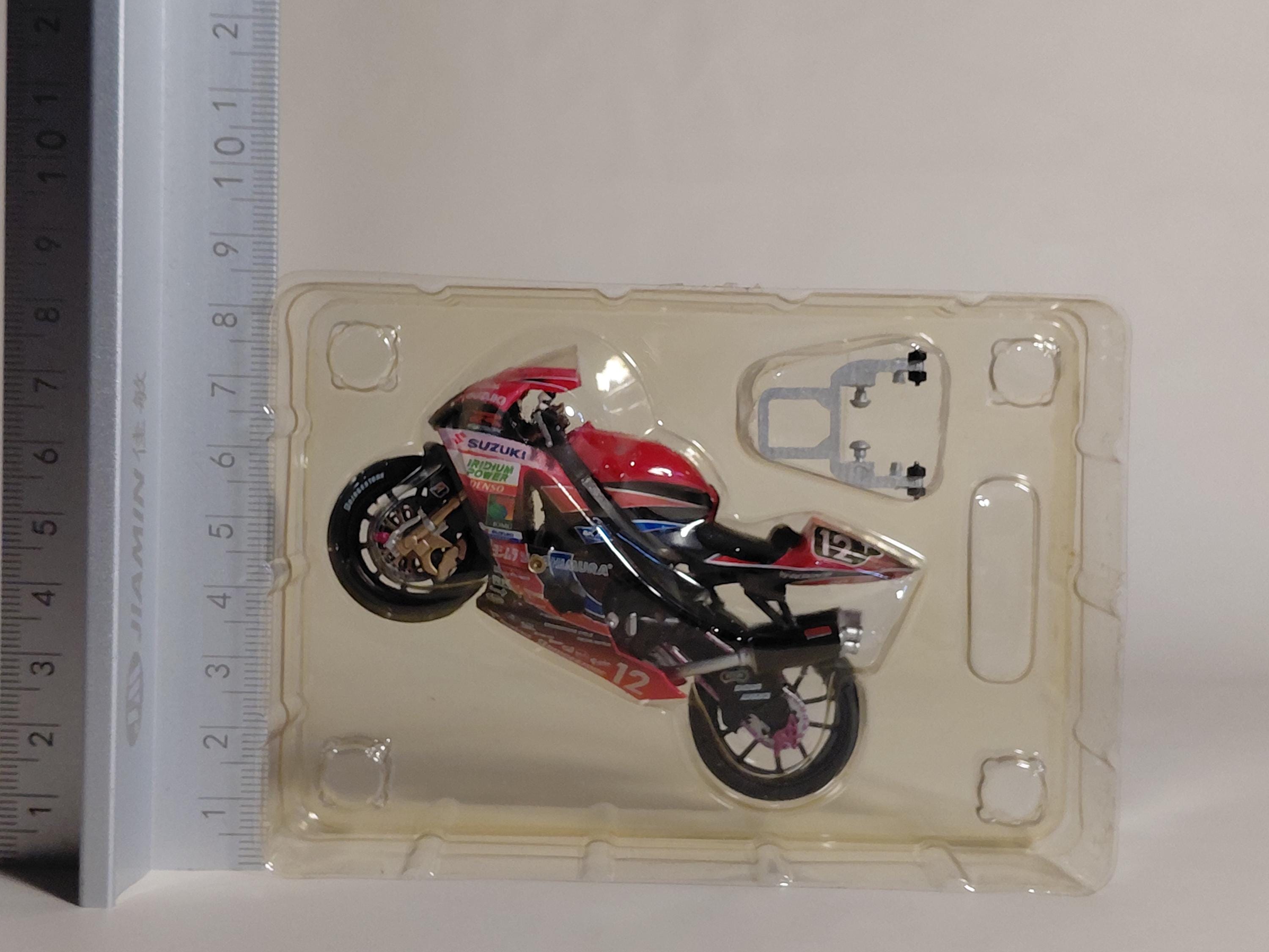 F-toys 1/24 Yoshimura Racing Collection Suzuki GSX-R1000 #12