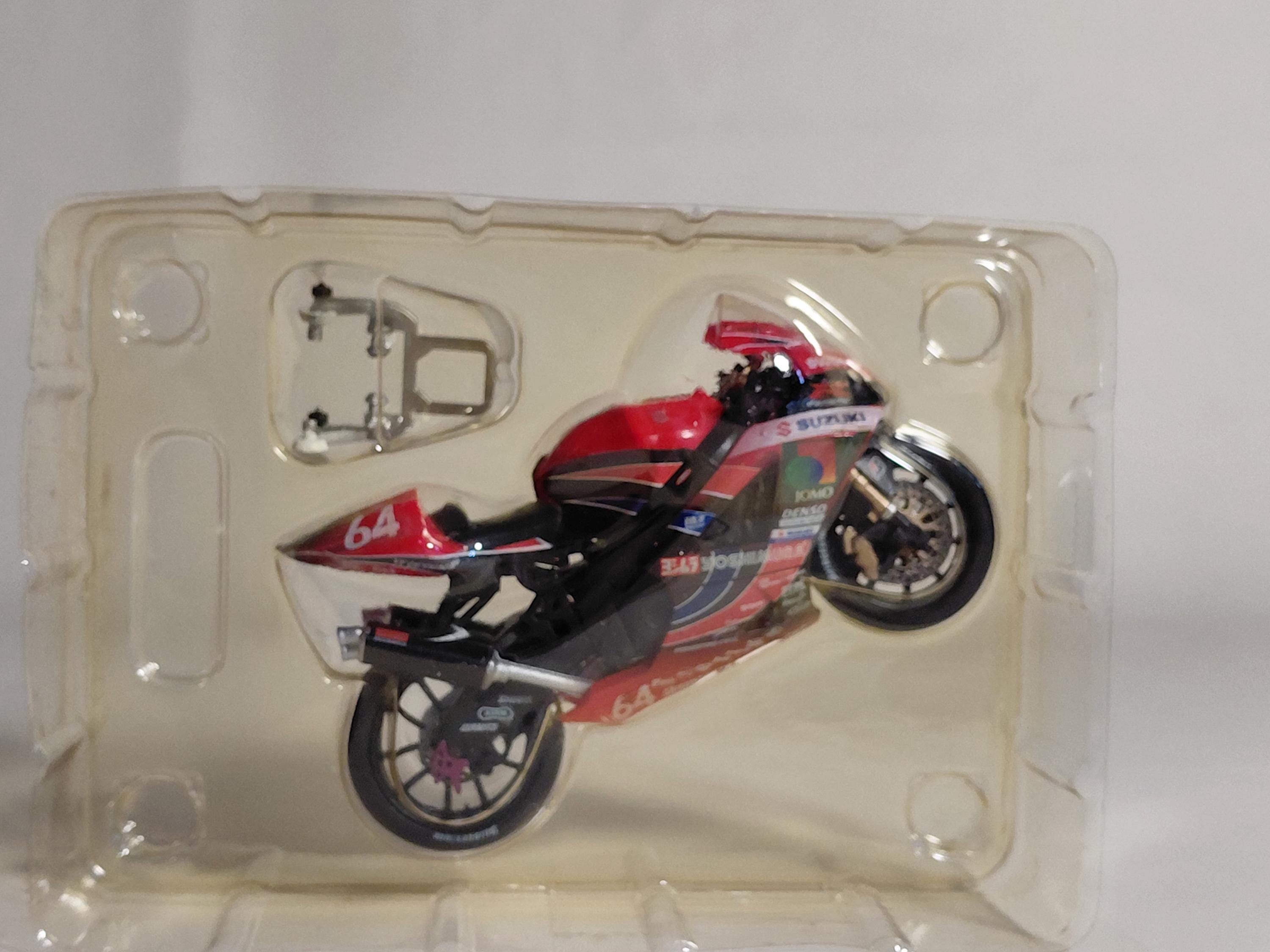 F-toys 1/24 Yoshimura Racing Collection Suzuki GSX-R1000 #64