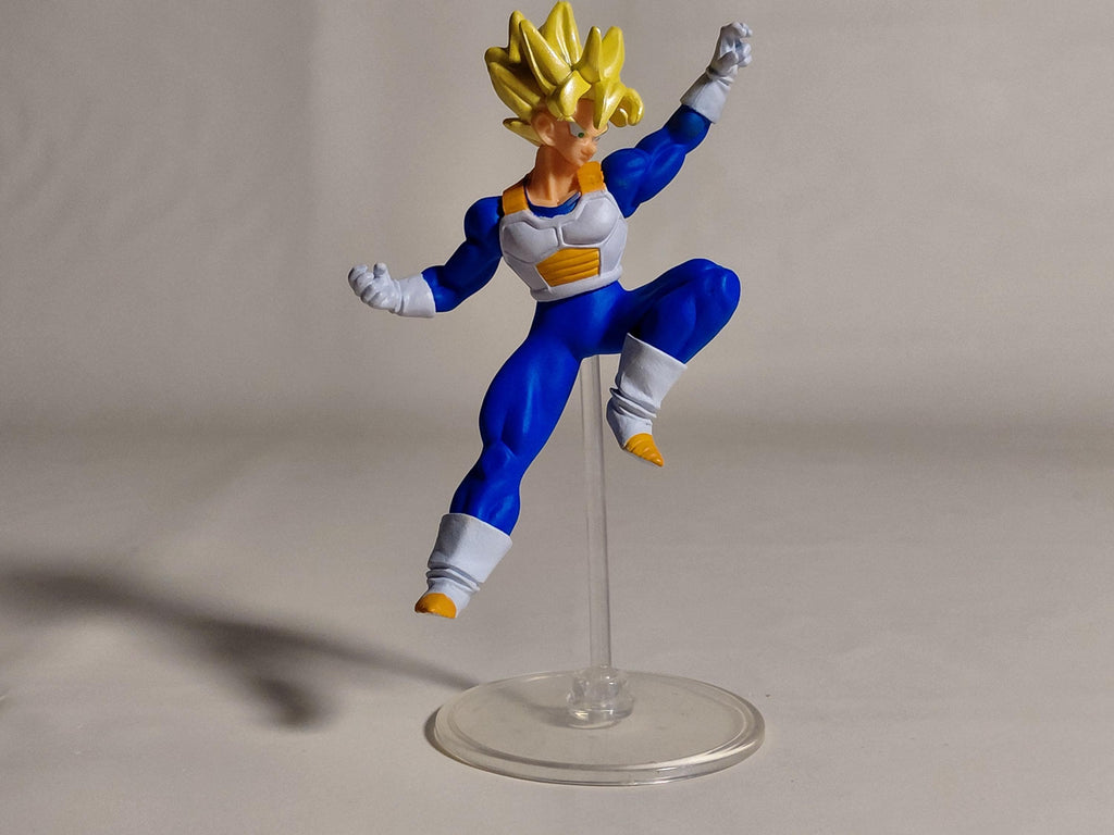 HG Dragon Ball Z 12 Son Goku Super Saiyan Figure BANDAI Room of Spirit and Time