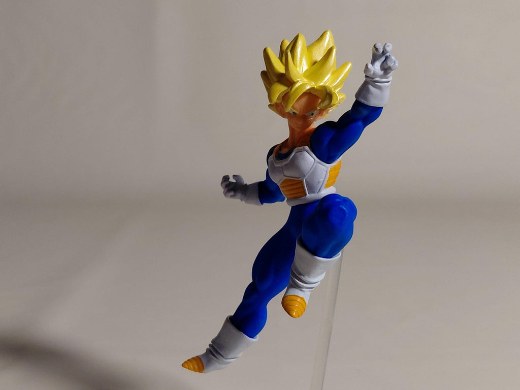 HG Dragon Ball Z 12 Son Goku Super Saiyan Figure BANDAI Room of Spirit and Time