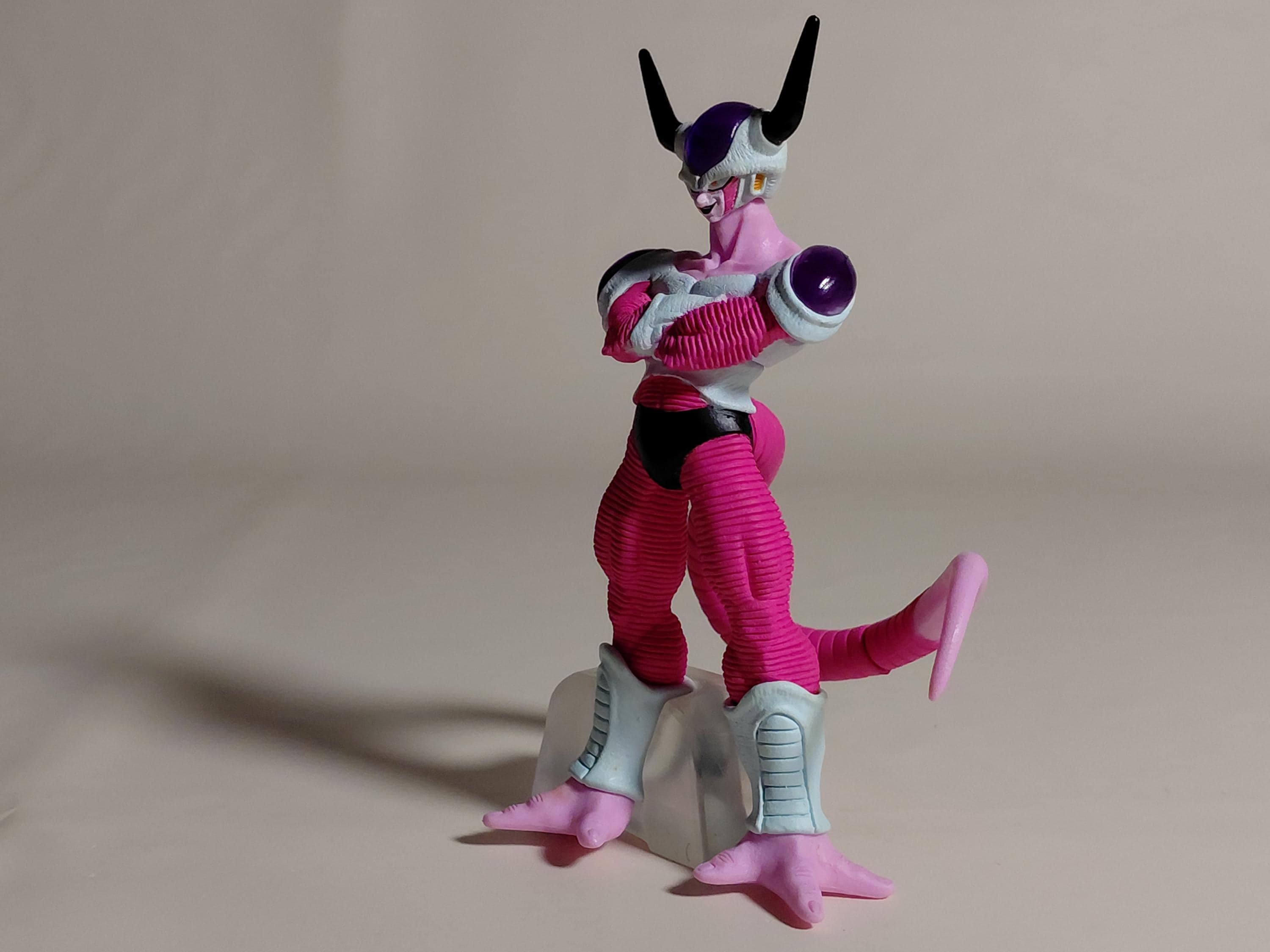 Bandai Dragon ball Z HG Gashapon Figure Part 12 Freeza Frieza 2nd form