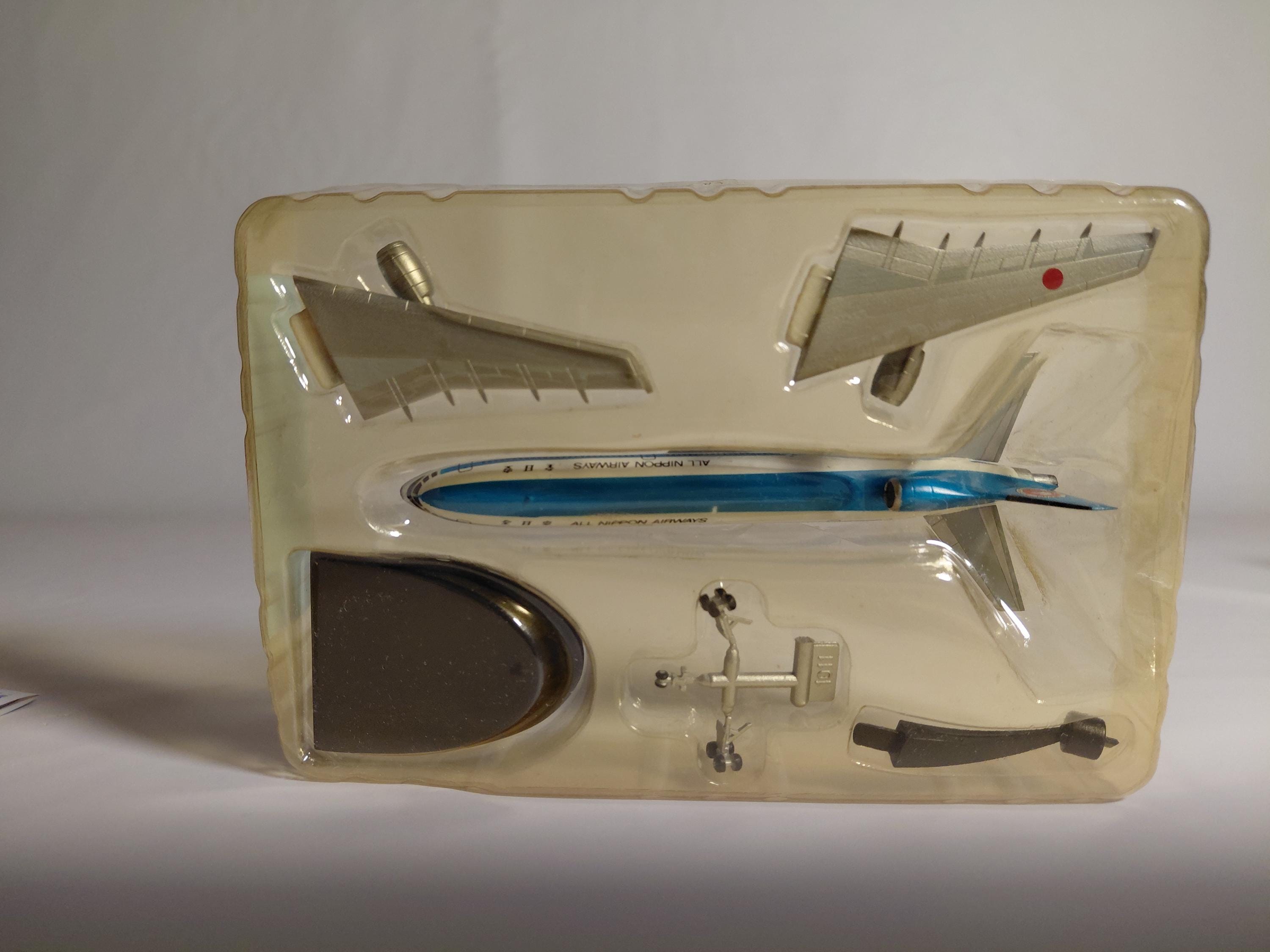 F-Toys ANA Wing Collection 3 #5A 1/300 F-27 Early Paint Scheme