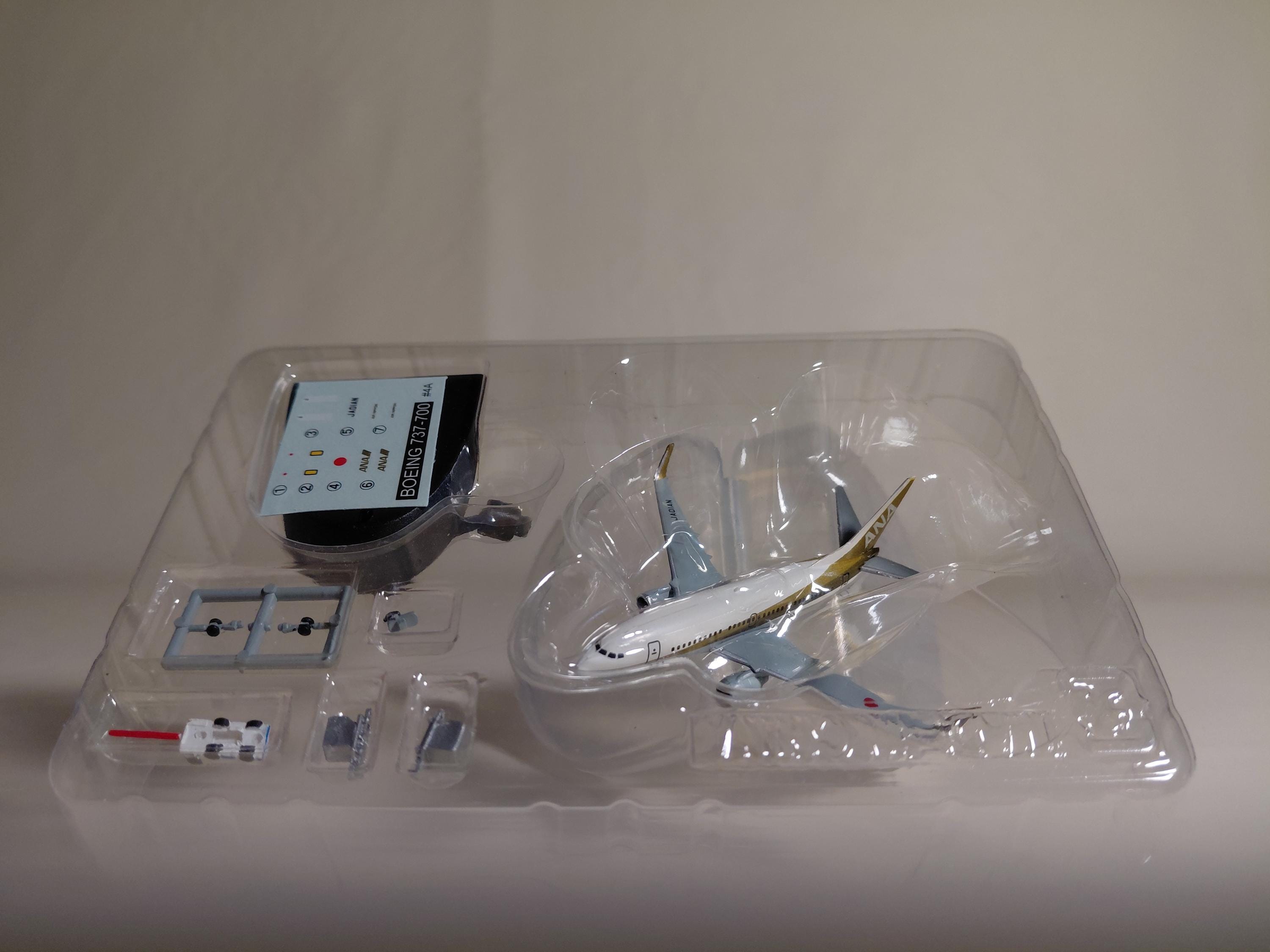 1/500 ANA Wing Collection 2 4A Boeing 737-700 Goldjet Ephtoys
