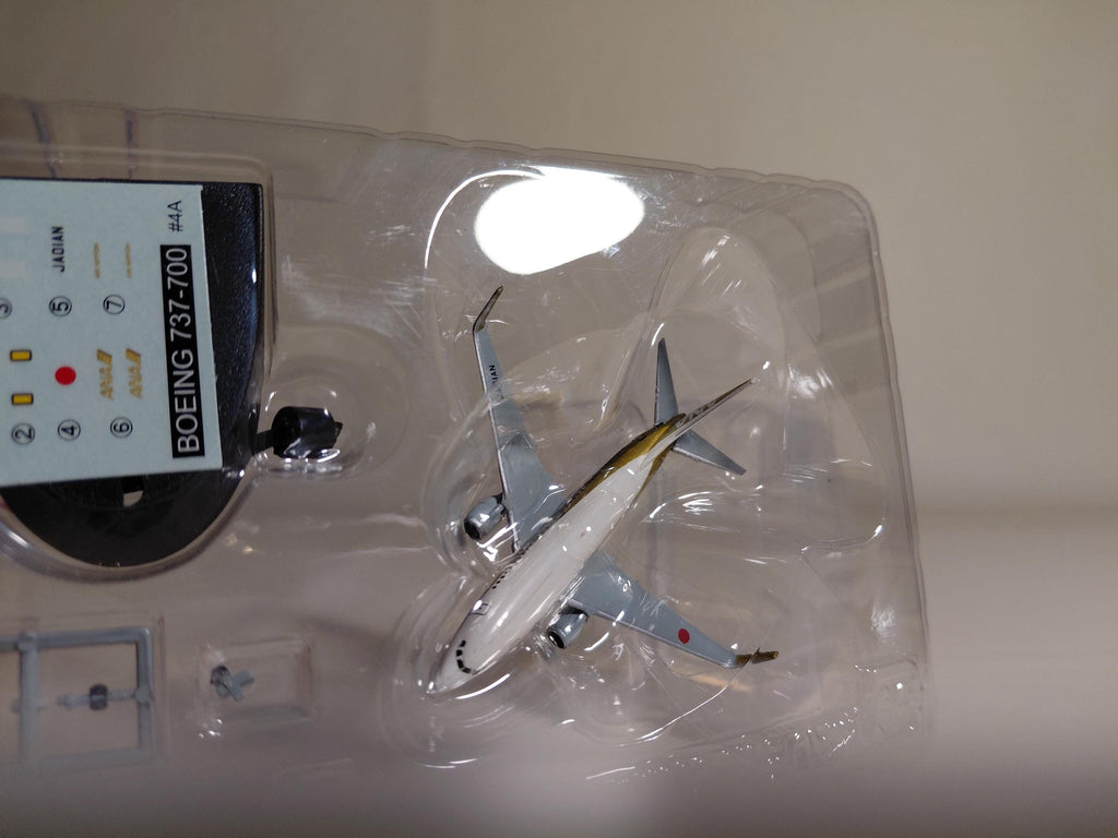 1/500 ANA Wing Collection 2 4A Boeing 737-700 Goldjet Ephtoys