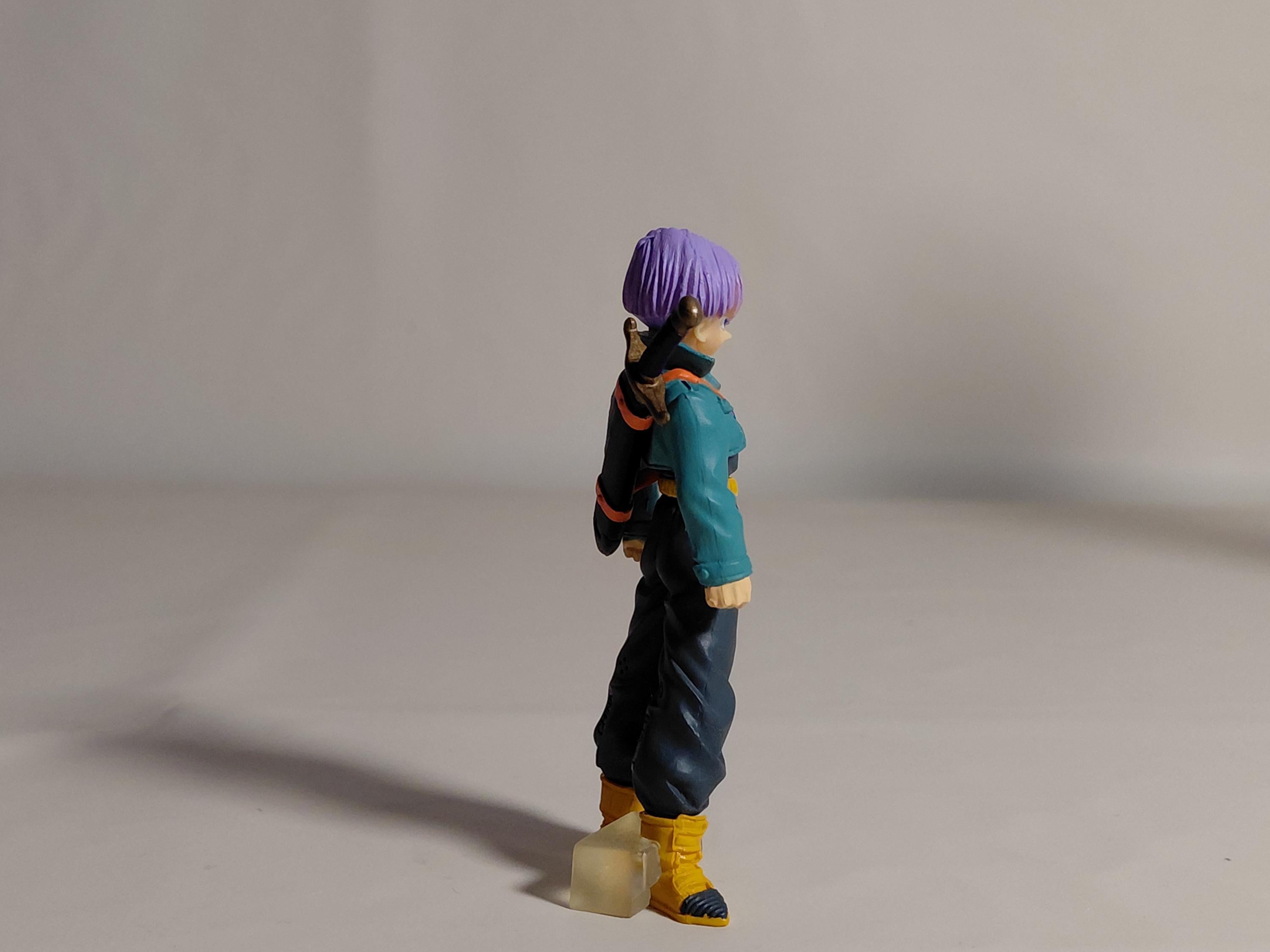 Bandai Dragon Ball Z Trunks Future Mirai Figure Bandai HG DBZ Gashapon 2004