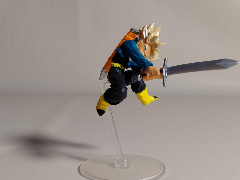 HG Dragon Ball Z 11 ~The Young Man from the Future~ Gashapon Trunks (Super Saiyan)