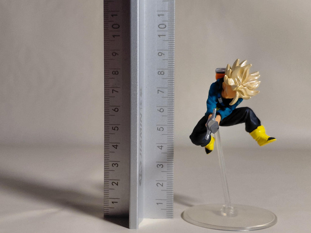 HG Dragon Ball Z 11 ~The Young Man from the Future~ Gashapon Trunks (Super Saiyan)