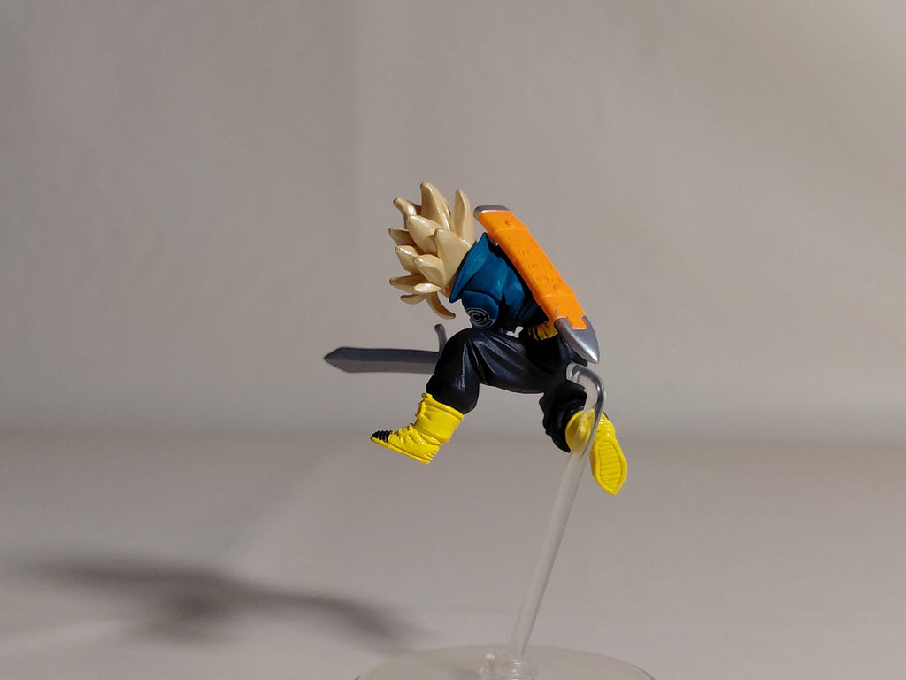 HG Dragon Ball Z 11 ~The Young Man from the Future~ Gashapon Trunks (Super Saiyan)