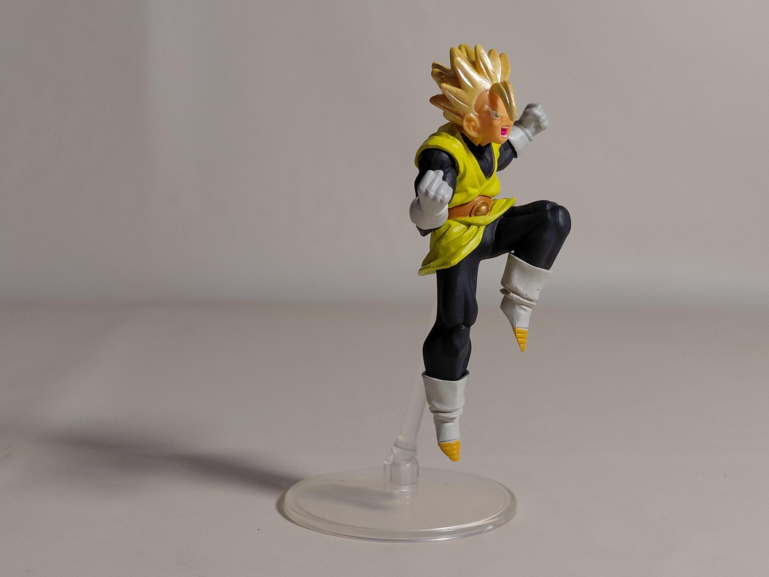 Bandai Dragonball Z 16 HG Gashapon FigureSon Gohan (Super Saiyan 2)
