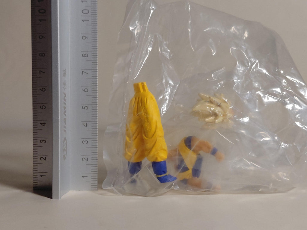 Super Saiyan Son Goku Dragon Ball Figure HG Z20 Z Fighter Special! Part 2