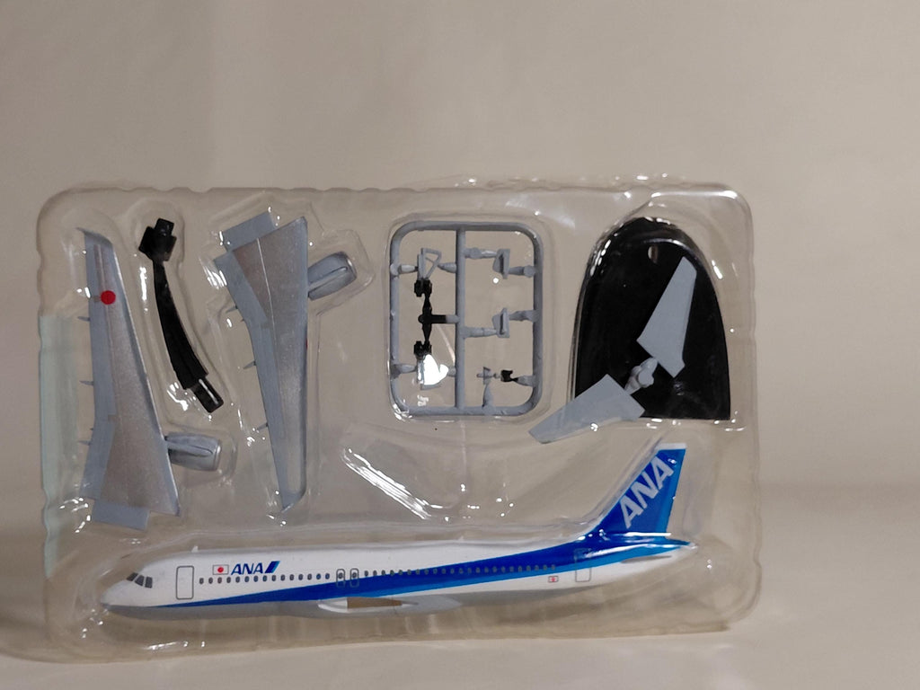 F-Toys F.toys Japanese Airline 2 I'm an Air Traffic Controller ANA A320-200 Mini Car Figure 1/300