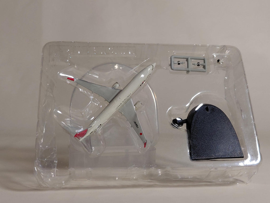 F-toys JAL Wing Collection [737-800] JA30LJ