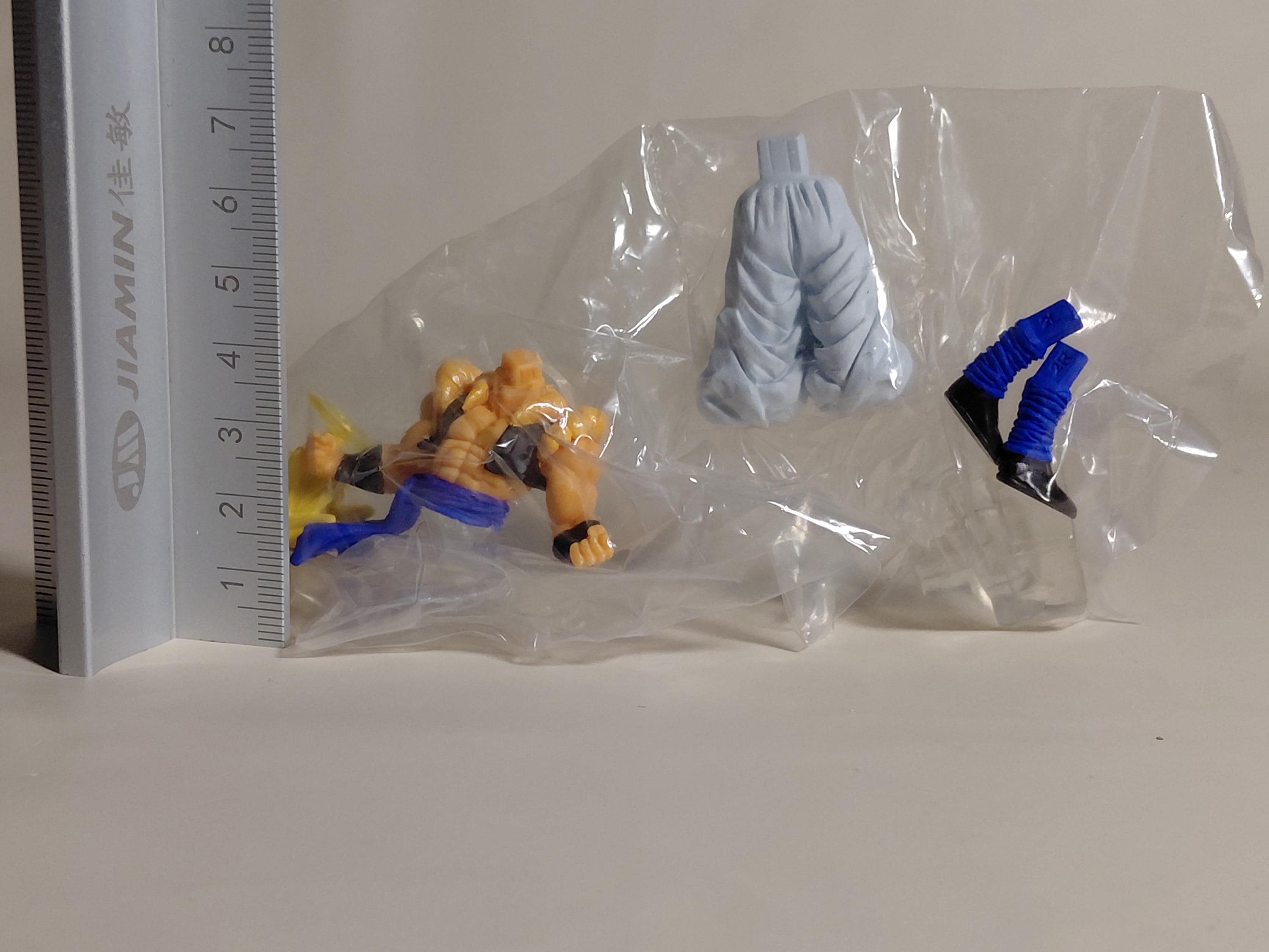 DRAGON BALL Z Gashapon Figure Gogeta