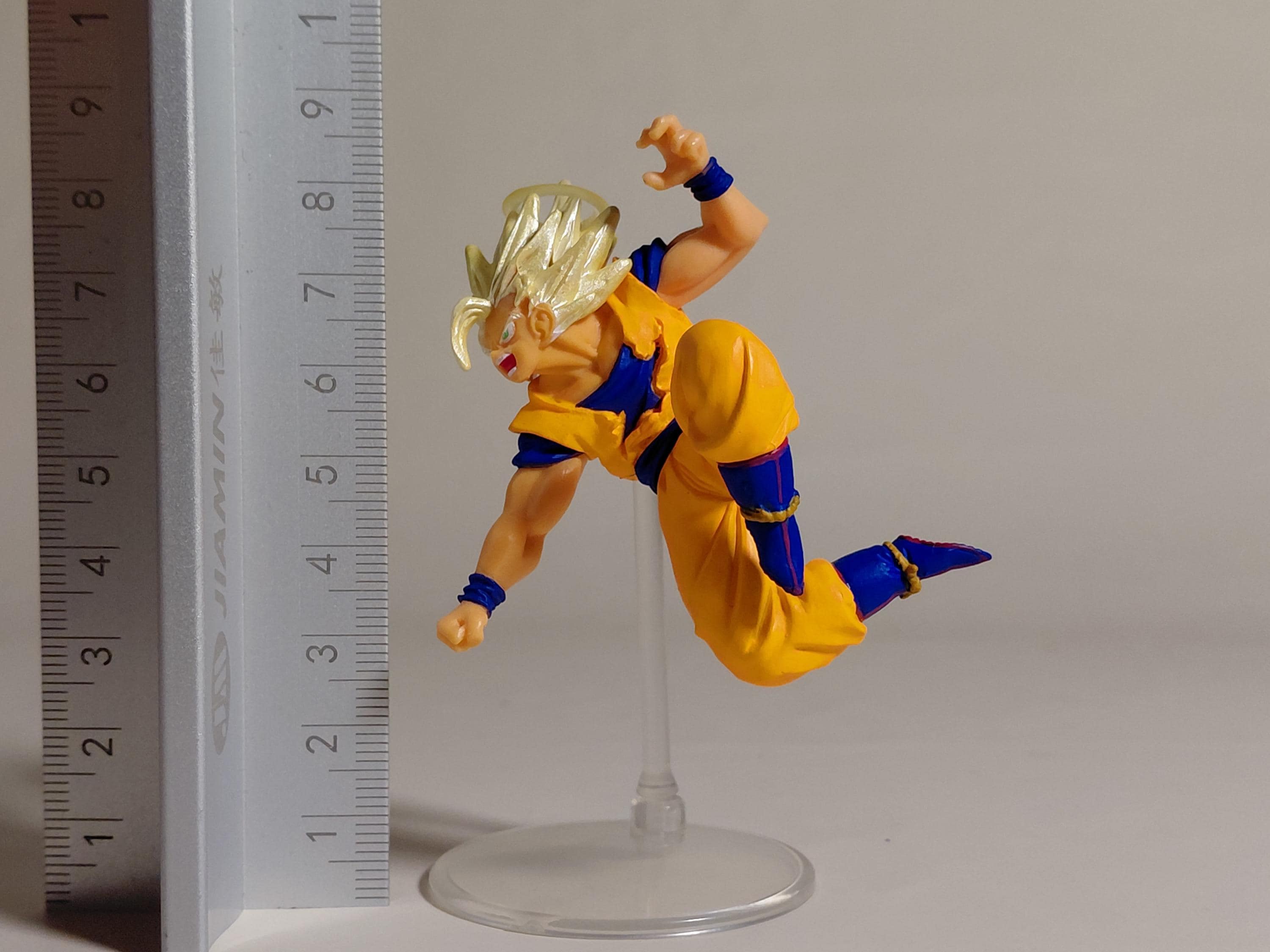 HG series Dragon Ball Z 16 Son Goku Super Saiyan 2 Figure