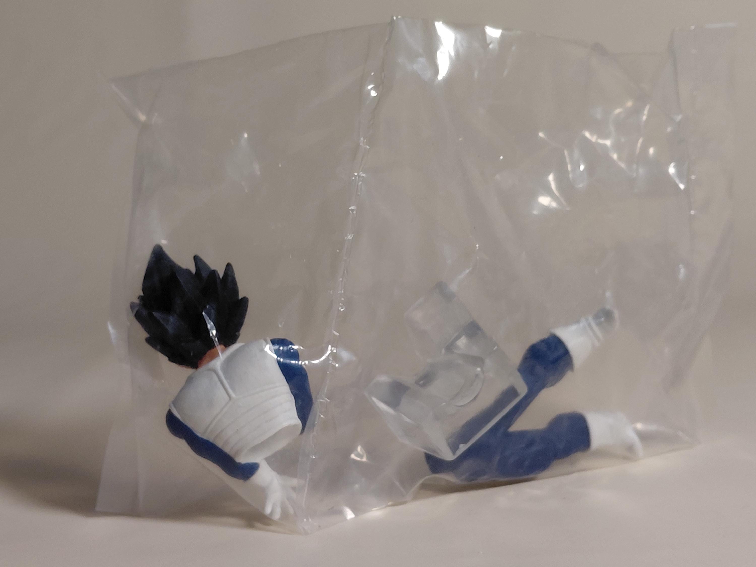Gashapon HG Dragon Ball Kai 23 ~Son Goku, Awakening of Anger~ Vegeta (Old Type Battle Suit Ver.)