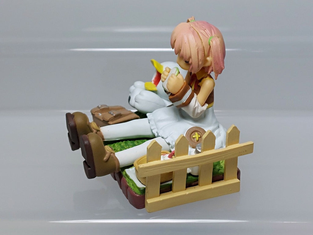 Trading Figure: Relaxing Picnic. Nijihara Ink & Ahiru Ah-kun Moetan Capsule Figure, released in 2005 Movic Gacha Gacha