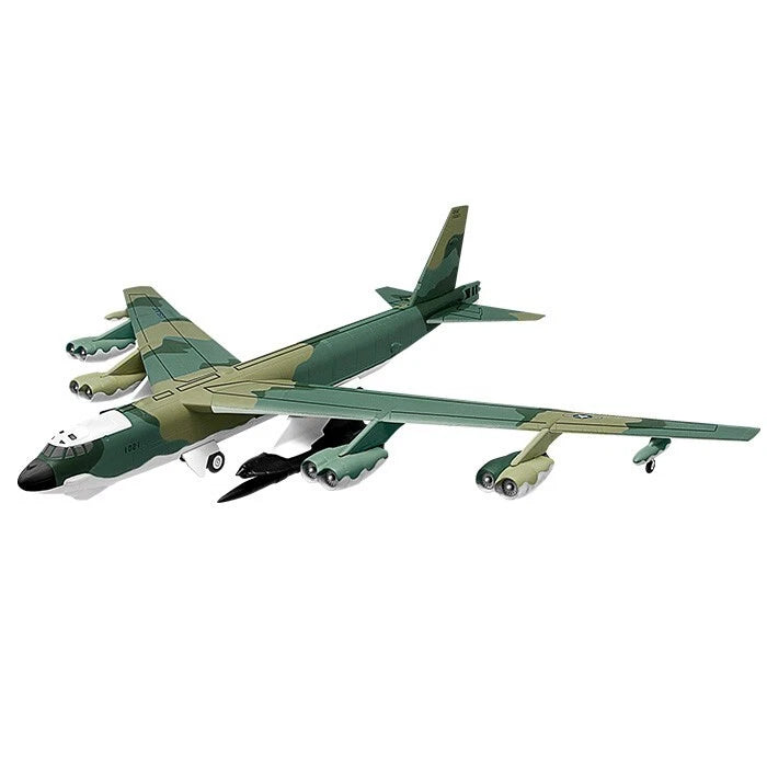 F-TOYS 1/300 Stategic Bomber #4 B-52H Stratfortress Senior Bowl